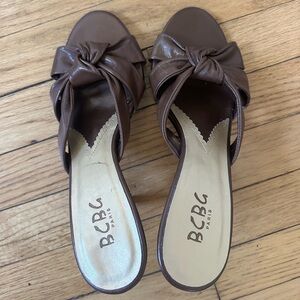 Vintage BCBG Paris Heels in Chocolate Brown Leather